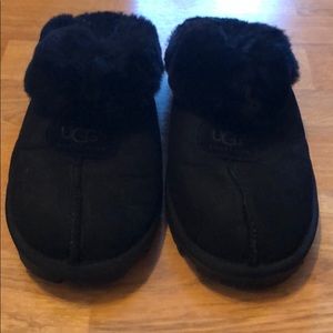 Ugg slide on slippers (indoor/outdoor)
